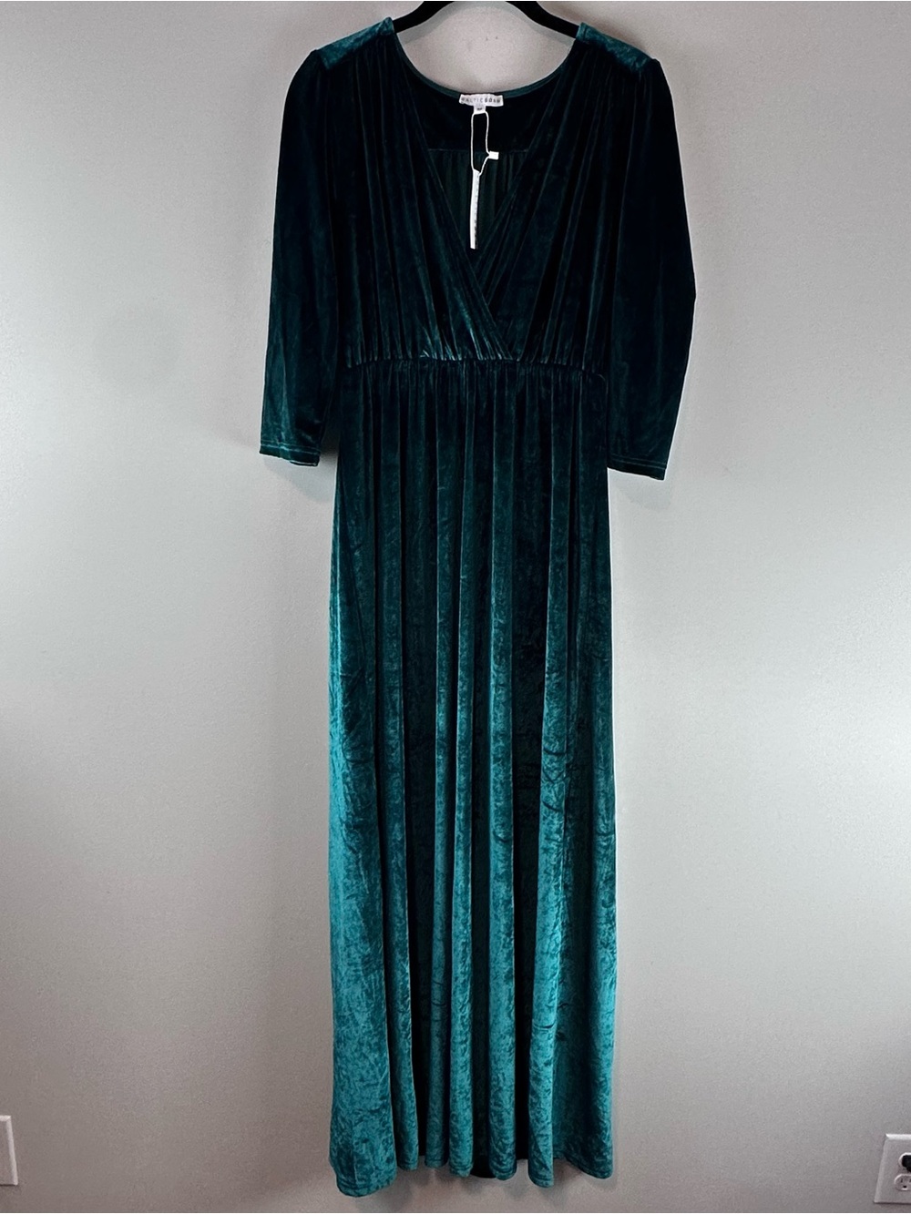 Baltic Born Quarter Sleeve Green Velvet Holiday Maxi Dress Women Size M